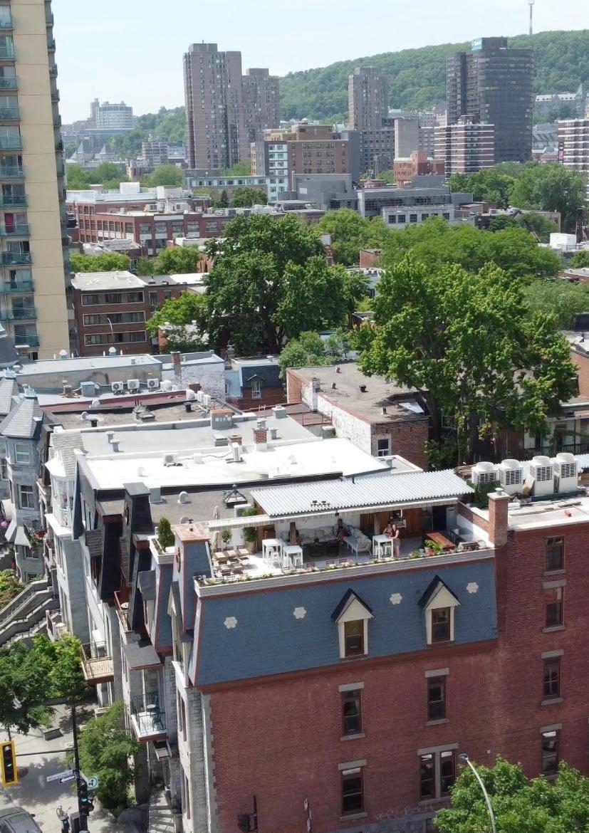 Auberge Du Plateau Hostel Montreal Exterior photo